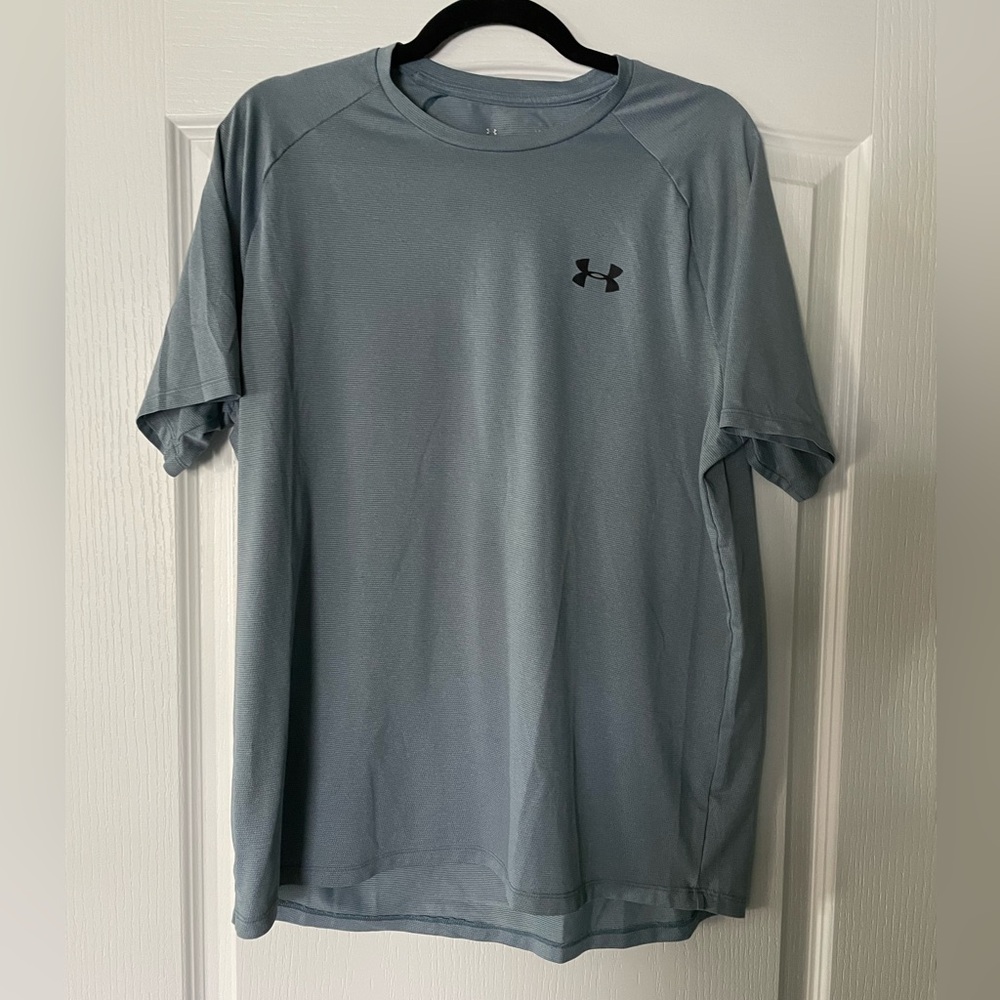 Under Armour Men’s Blue Tee.